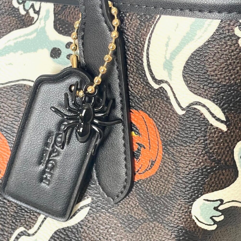 Coach City Tote Bag CCE69 Signature Canvas Halloween Ghost Print Walnut Large - Picture 5 of 10